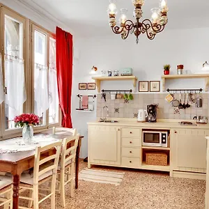 Ca' Badoer Frari Apartment Venedig